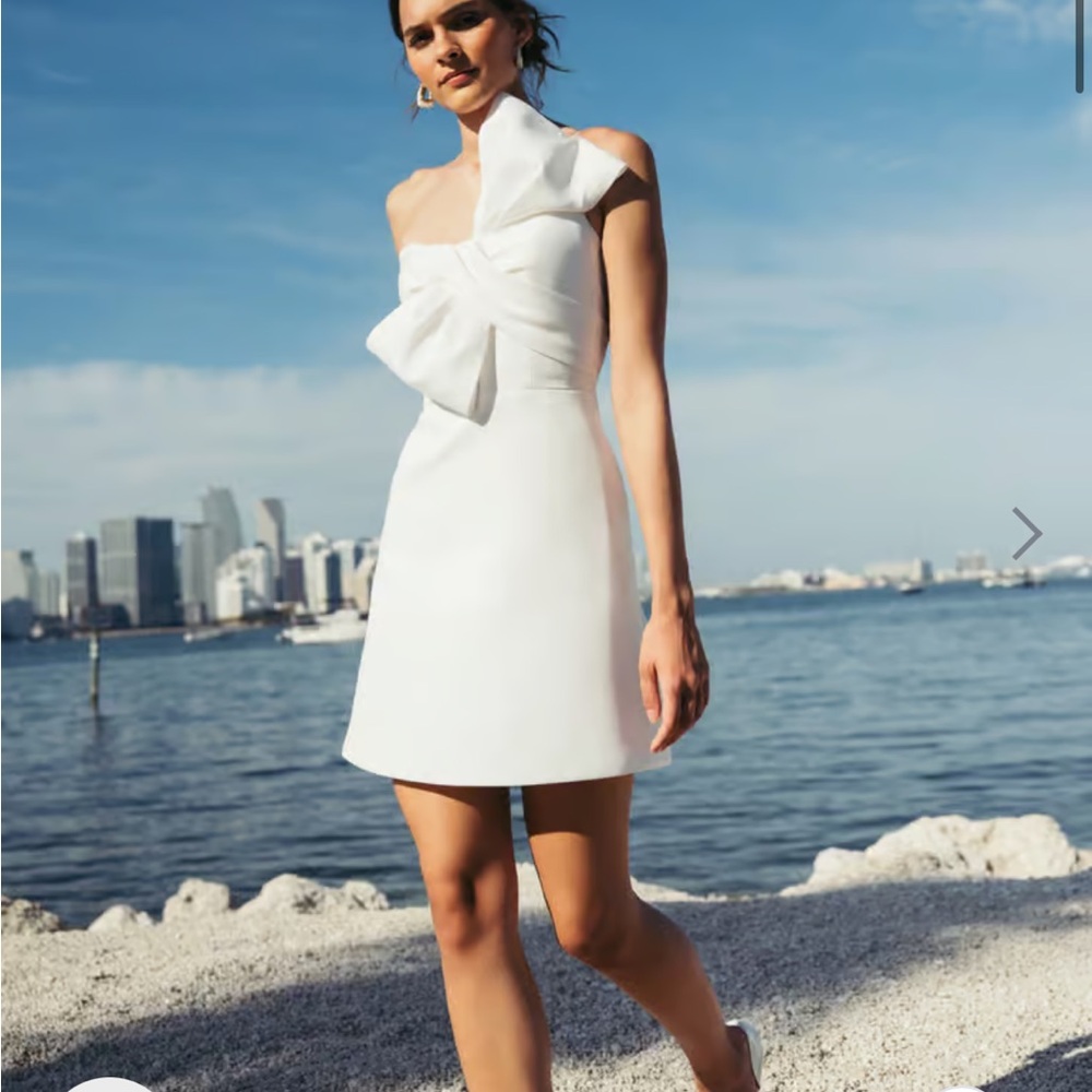 Brand New with Tags Jenny Yoo Kyra size 0 Ivory Little White Dress